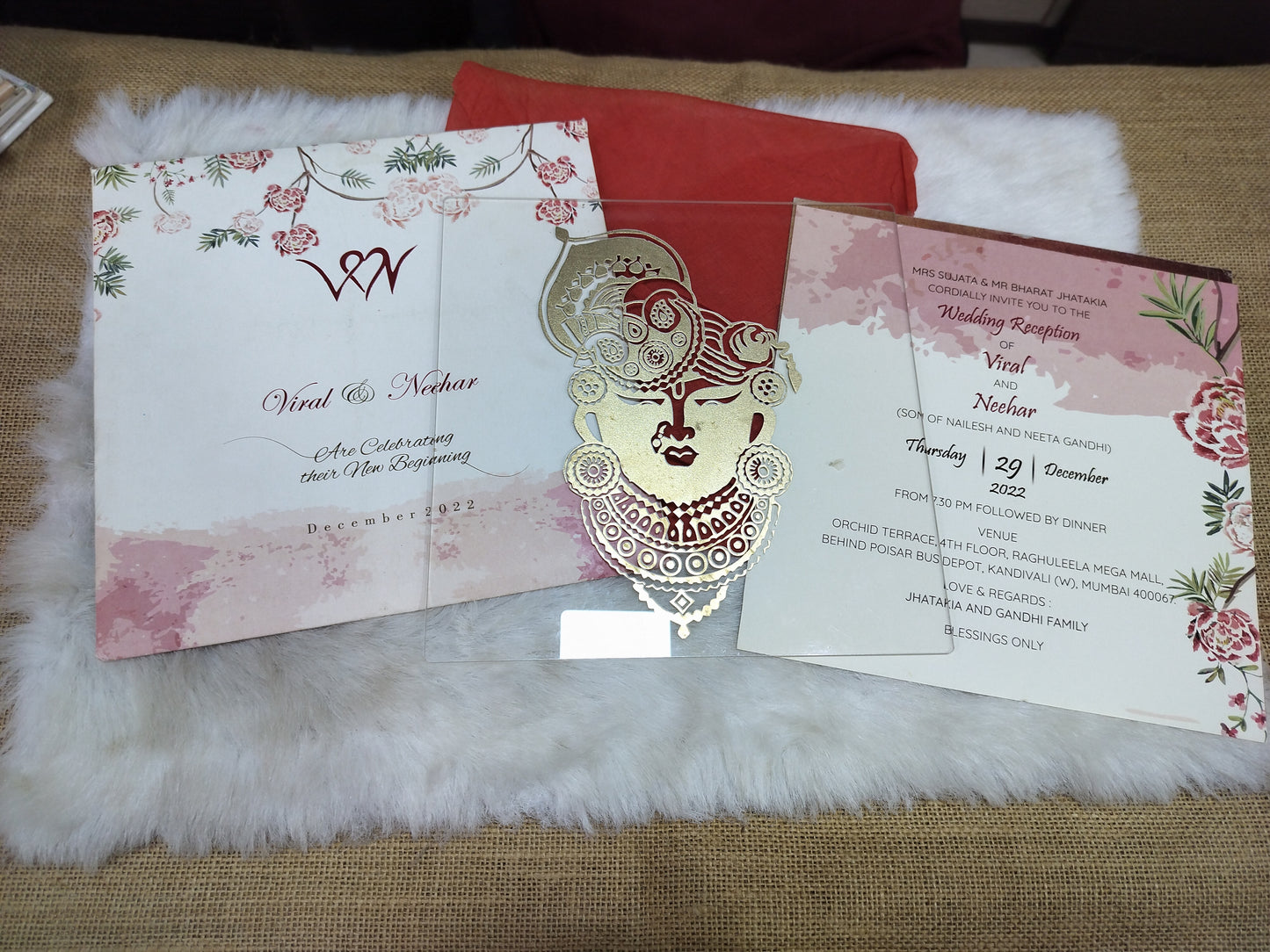Elegant Silk Wrap: Sreenathji Printed Acrylic Card | SS - 8021
