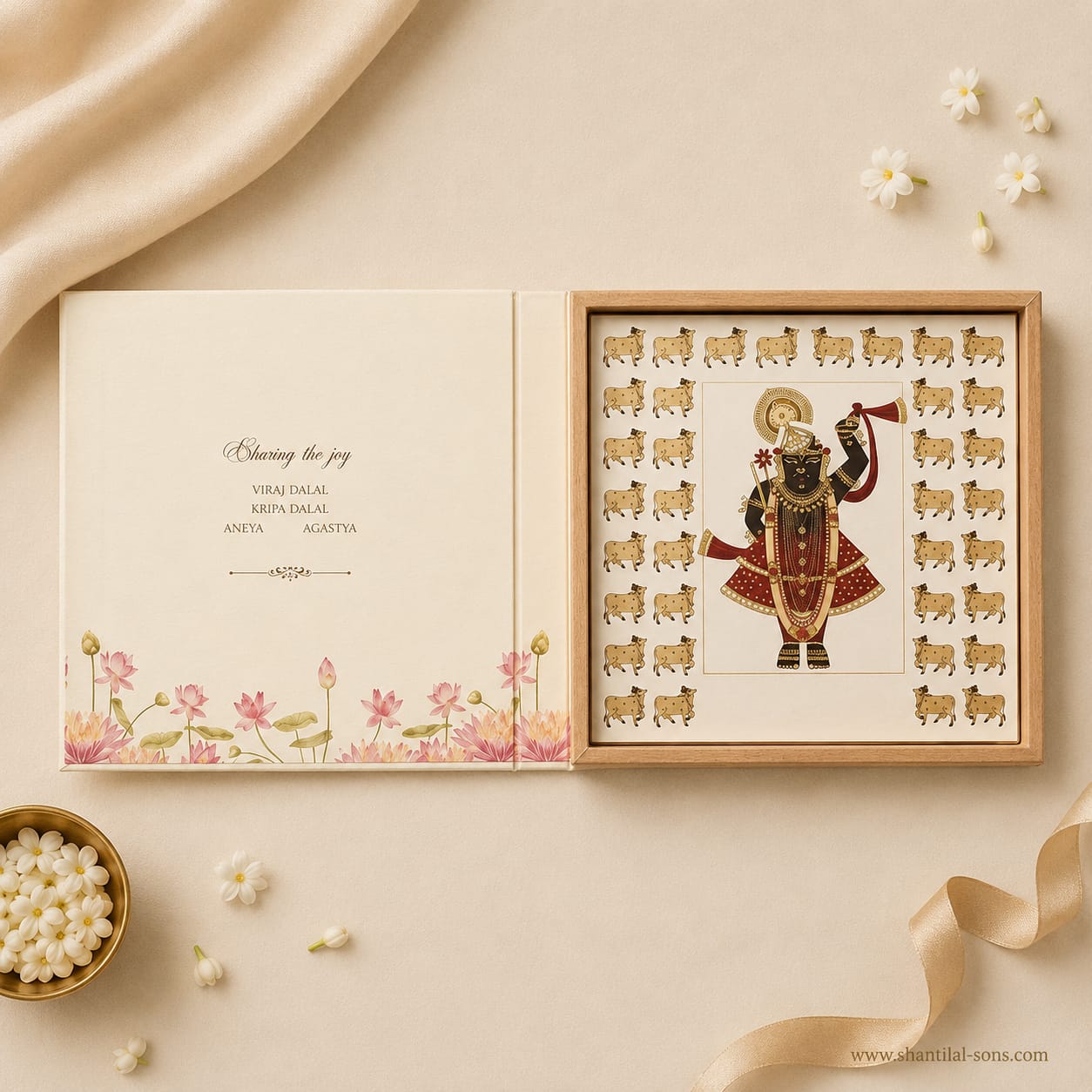 Lotus Wedding Invitation Box | SS-3511
