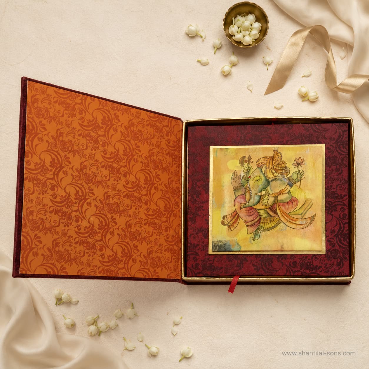 Traditional Cloth Wedding Invitation Box |SS-3520