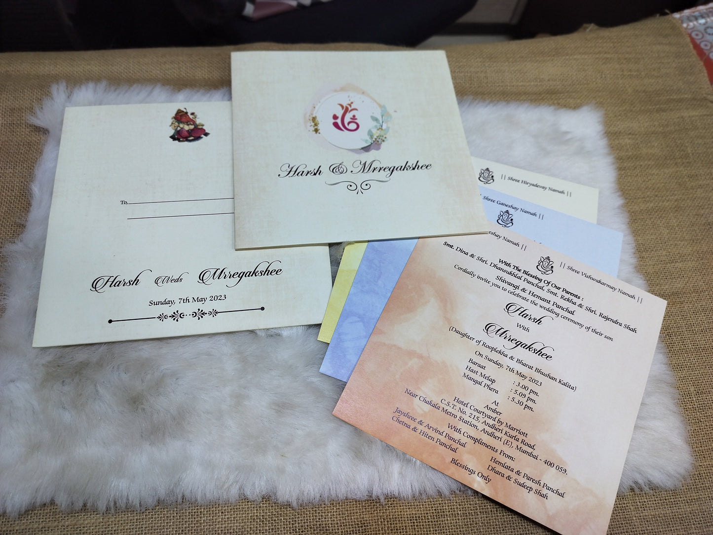 Classic Elegance: Traditional Wedding Elements Card | SS - 8028